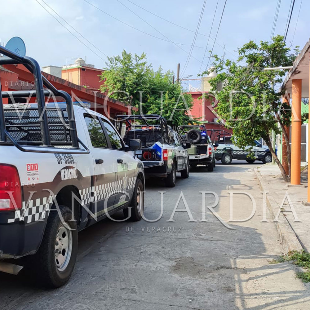 Balean a síndico de Tecolutla y su esposa1