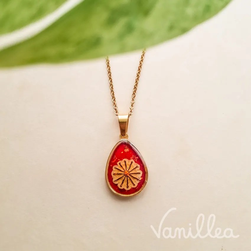 Collier coquelicot rouge goutte fleur naturelle