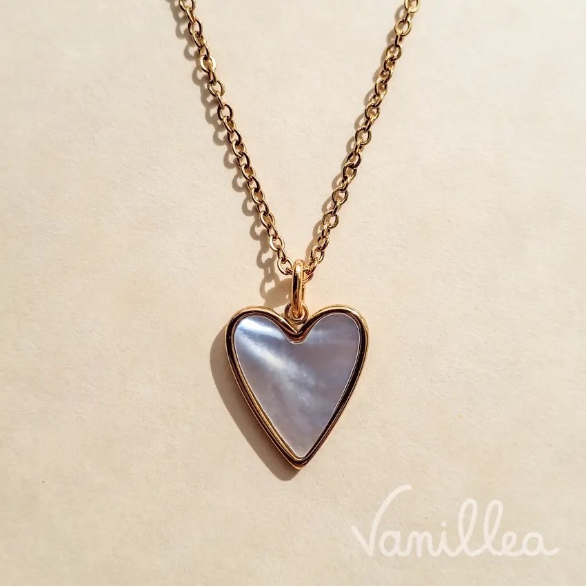 Pendentif cœur nacre blanche doré