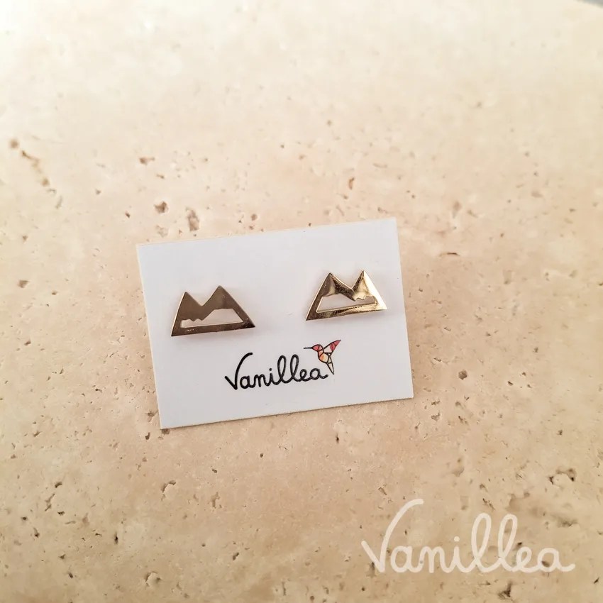 Boucles montagne puces dorées