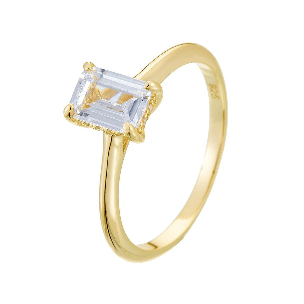 Grand Éclat Emerald-Cut Solitaire Ring