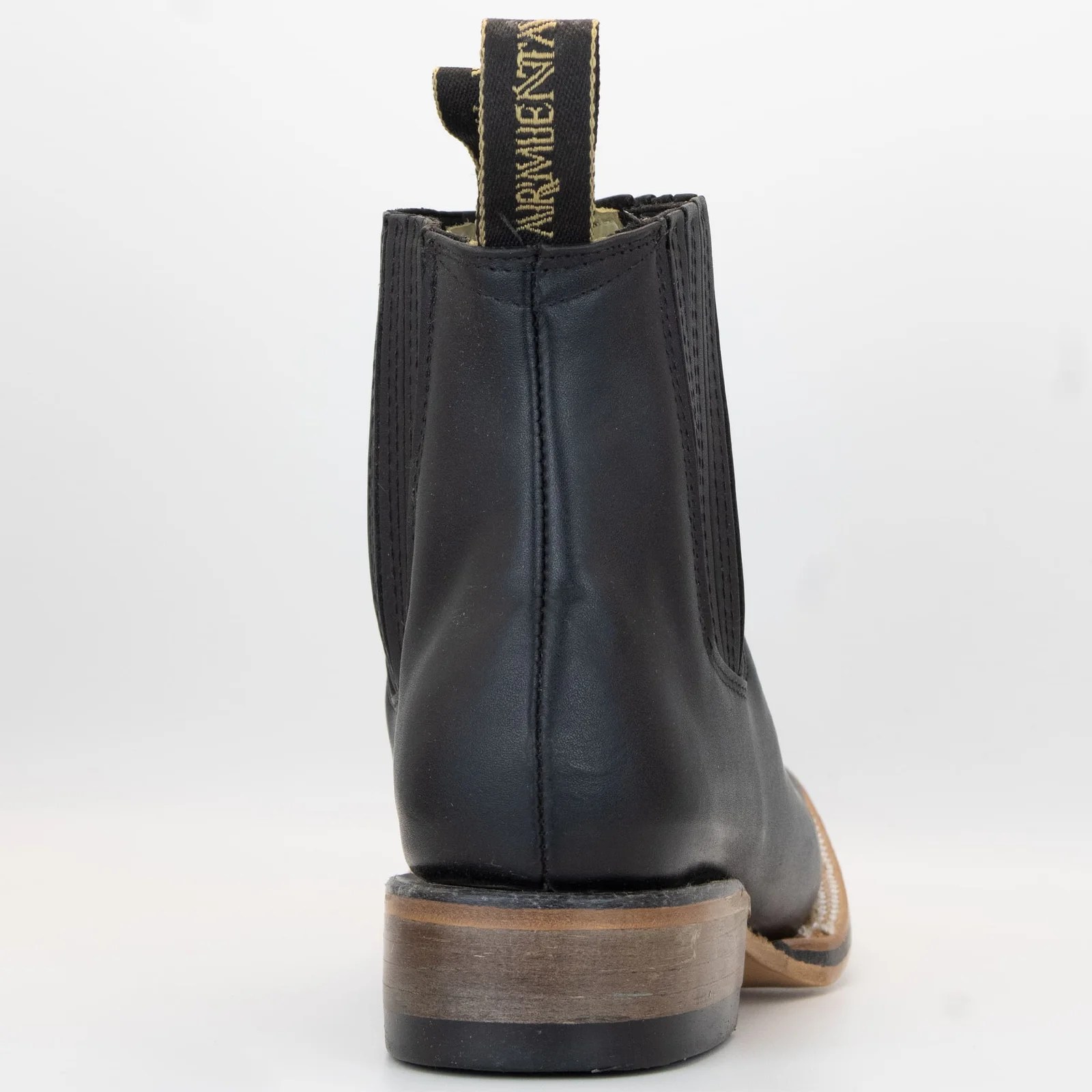BOTIN ARMENTA CUADRADO CON SUELA DE CUERO ATANADO NEGRO