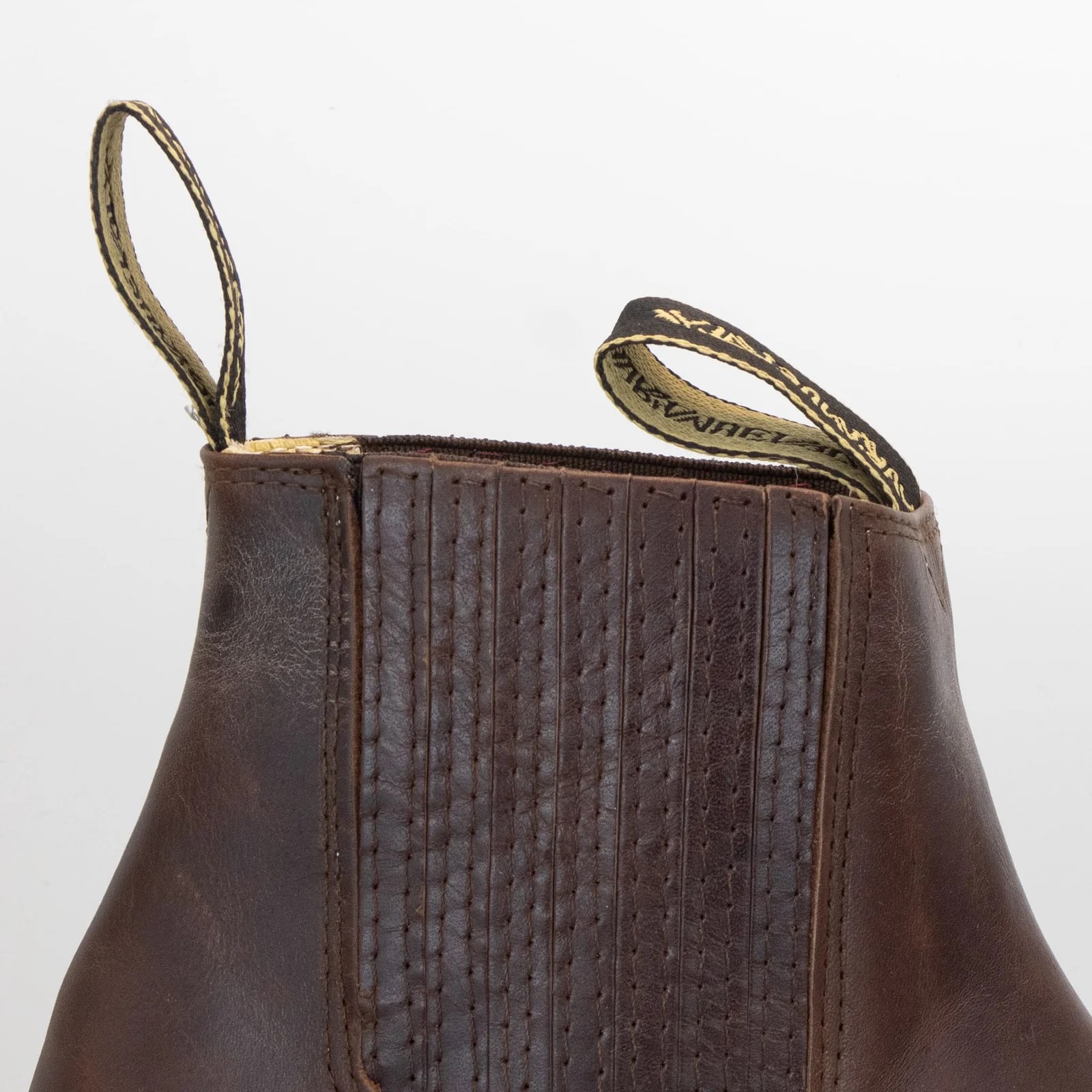 BOTIN ARMENTA CUADRADO CON SUELA DE CUERO ATANADO SHEDRON