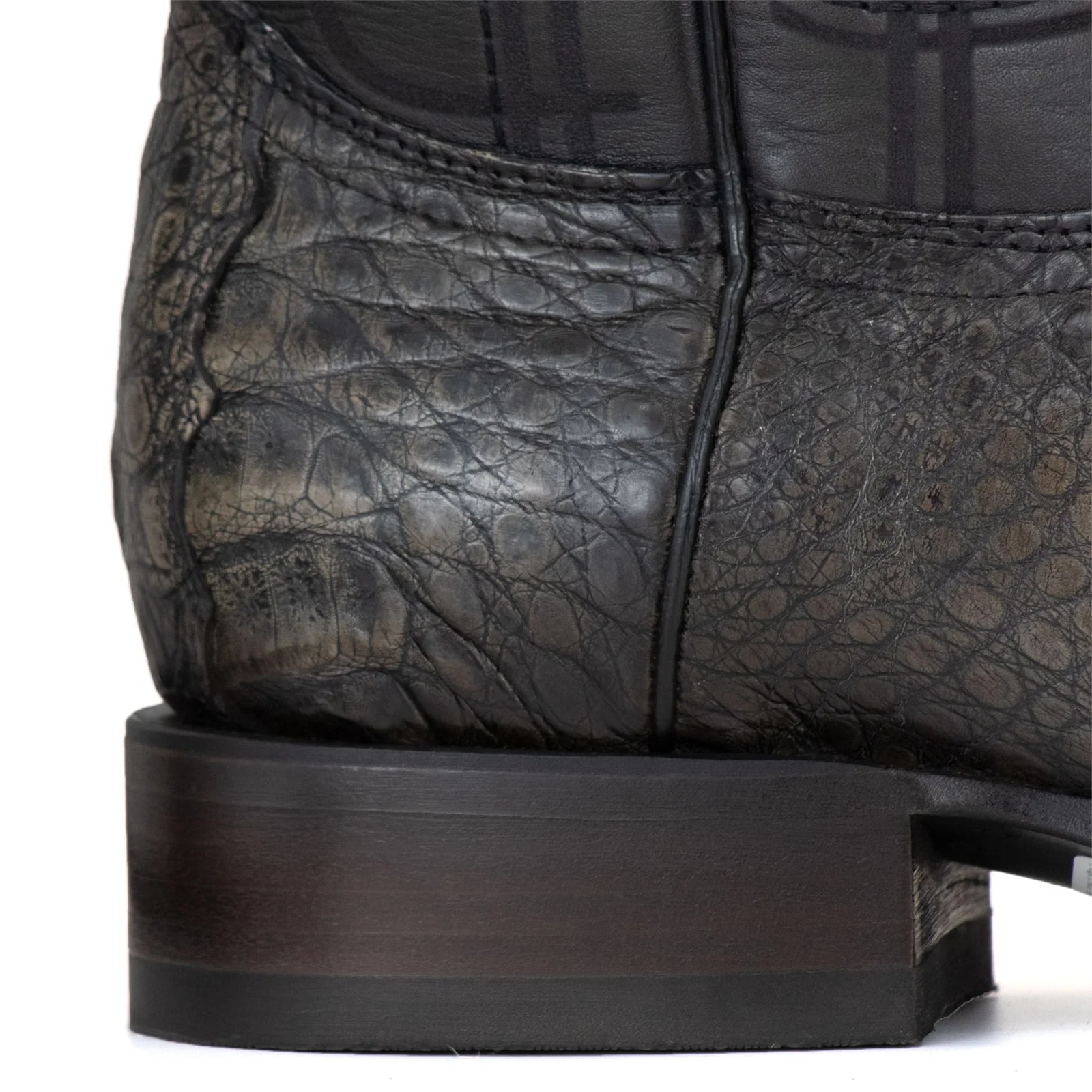 BOTA CUADRA EN PIEL GENUINA DE CAIMAN ARENA