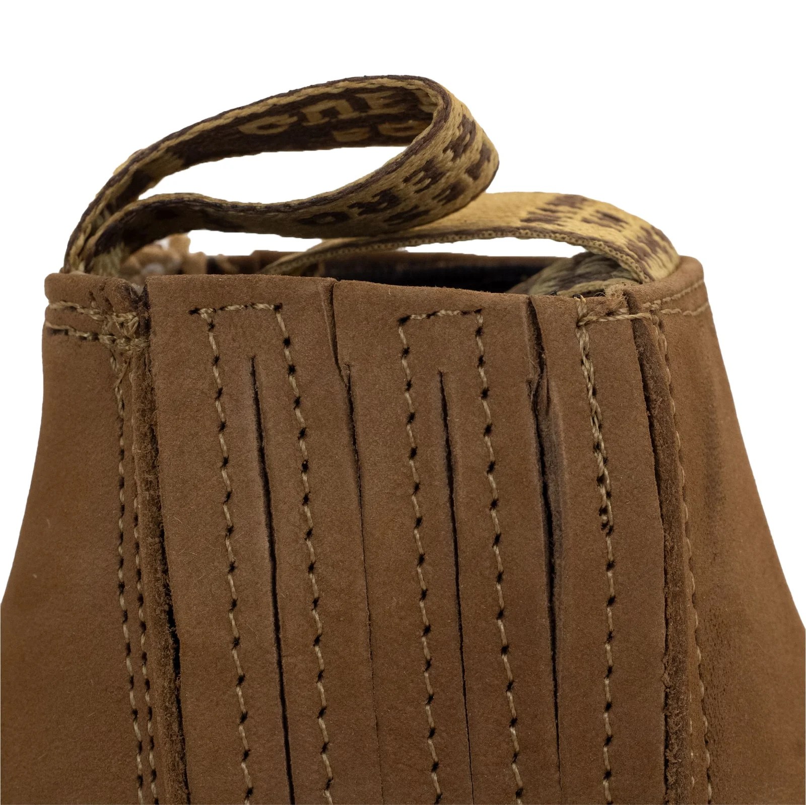 BOTIN GUERRERO CUADRADO NOBUCK ORO