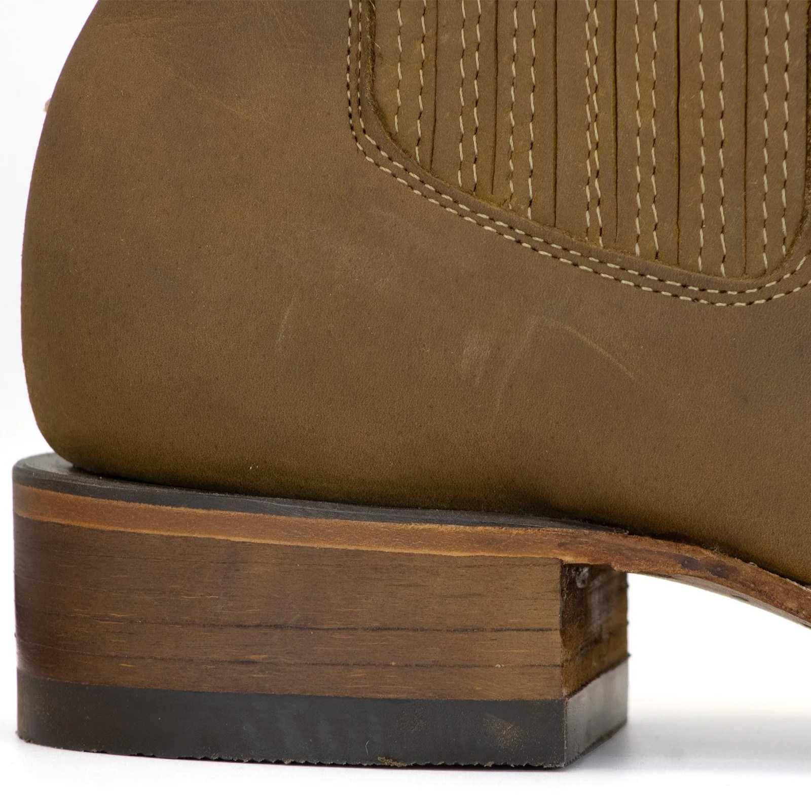 BOTIN ARMENTA CUADRADO CON SUELA DE CUERO CRAZY TANG