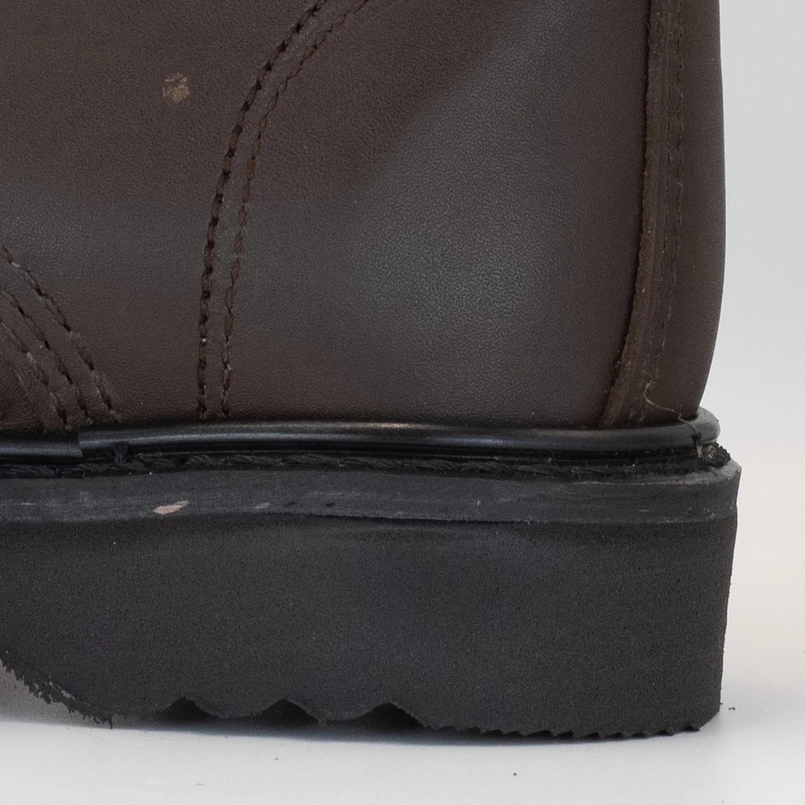 BOTA DE TRABAJO A. WELT DE AGUJETA TABACO