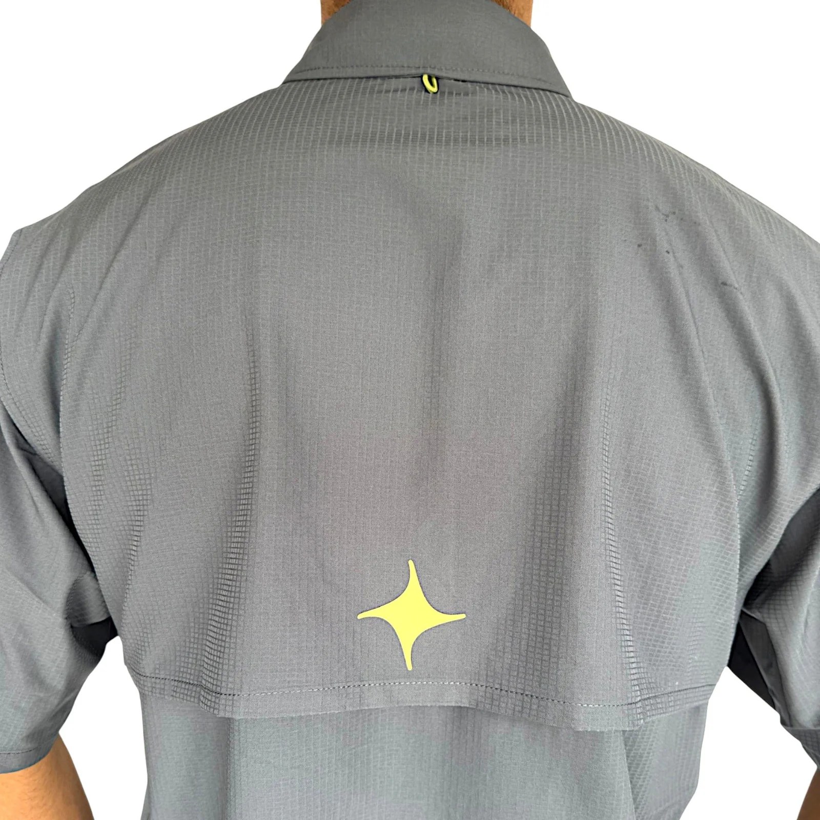 CAMISA MAJA OUTDOOR SIGNATURE MANGA CORTA GRIS OXFORD.