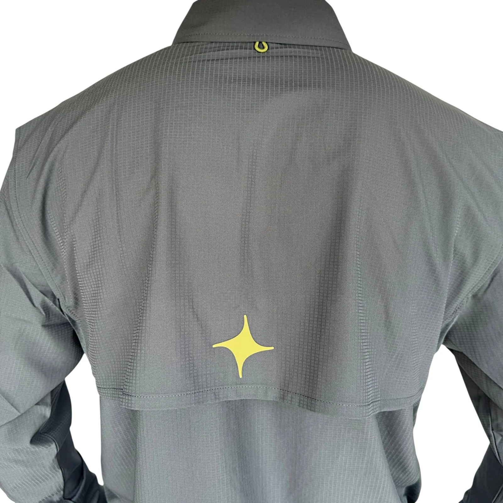 CAMISA MAJA OUTDOOR SIGNATURE MANGA LARGA GRIS AZULADO.