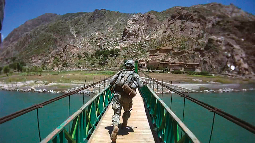 Taking Fire Discovery Uk - Creative Nature Picture - Ultra HD