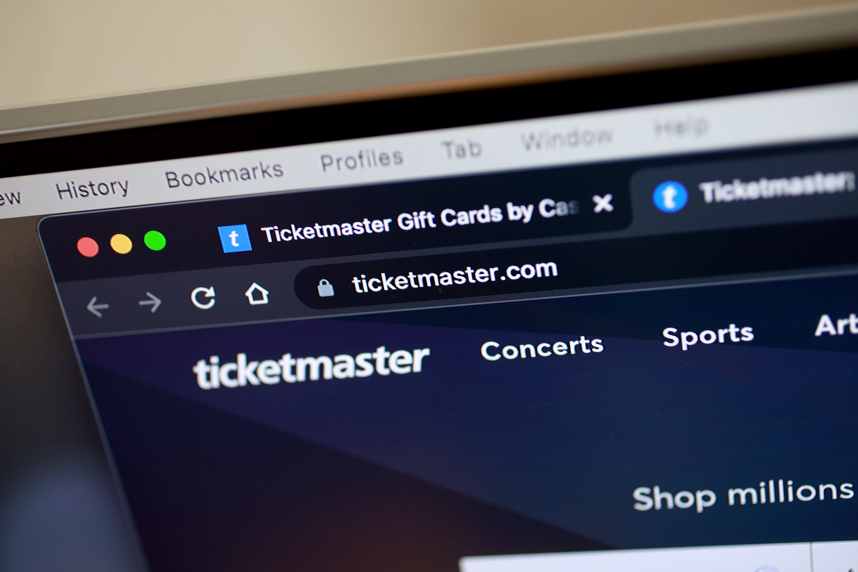 Ticketmaster Hack Live Nation Says User Data Stolen Shopped Online