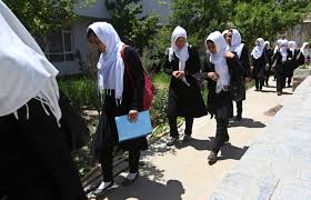 باكستان محطة أولى لعاملات بمجال القضاء بأفغانستان هربن من اضطهاد طالبان