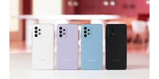 قللت شركة سامسونج للتو من تكرار التحديثات لهاتفين ذكيين من نوع جلاكسي و جهازاً لوحياً