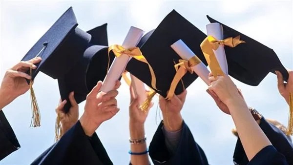 المواهب المغربية تتألق على الساحة الدولية في مباراة ولوج مدرسة البوليتكنيك في باريس