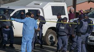 كومبو: ستة قتلى في هجوم مسلح يهز جنوب أفريقيا