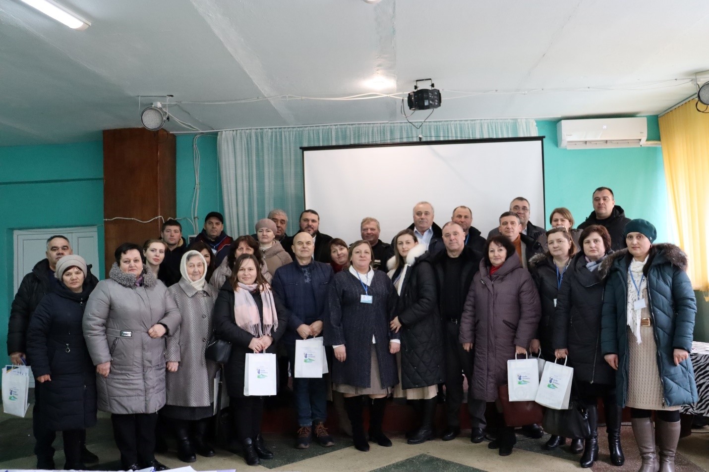 Membrii Asociației GAL ,,Vasile Stroescu”, s-au întrunit joi, 25 ianuarie 2024, în satul Viișoara, la ședința Adunării Generale a membrilor GAL