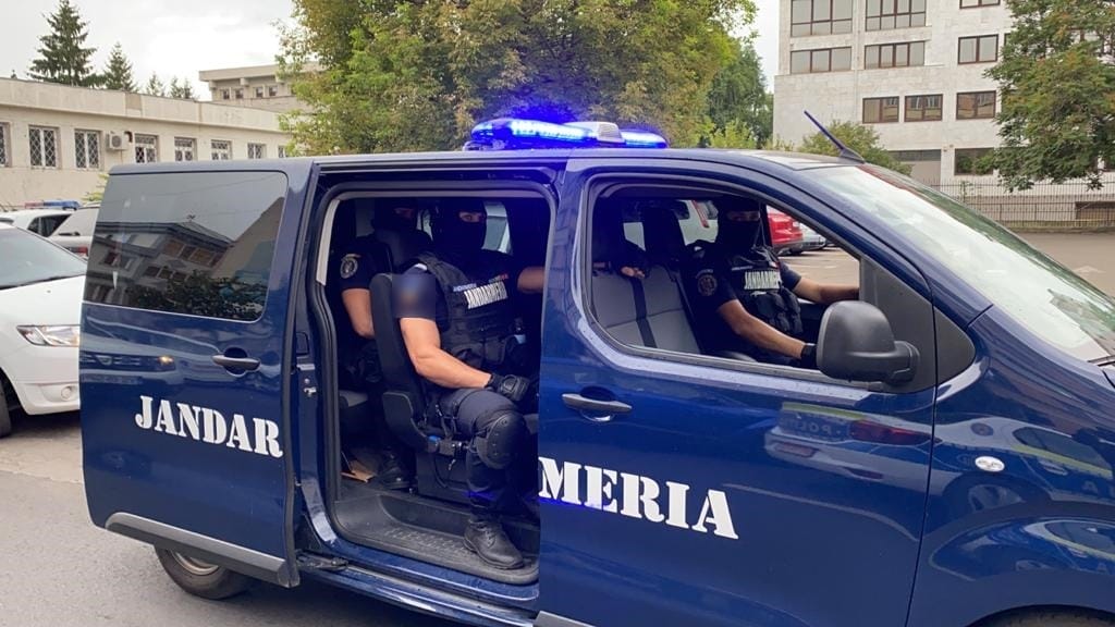 Bătrân și fără minte! Un bărbat de 63 de ani, din Ciocani, a încălcat ordinul de protecție! A fost ridicat de polițiști