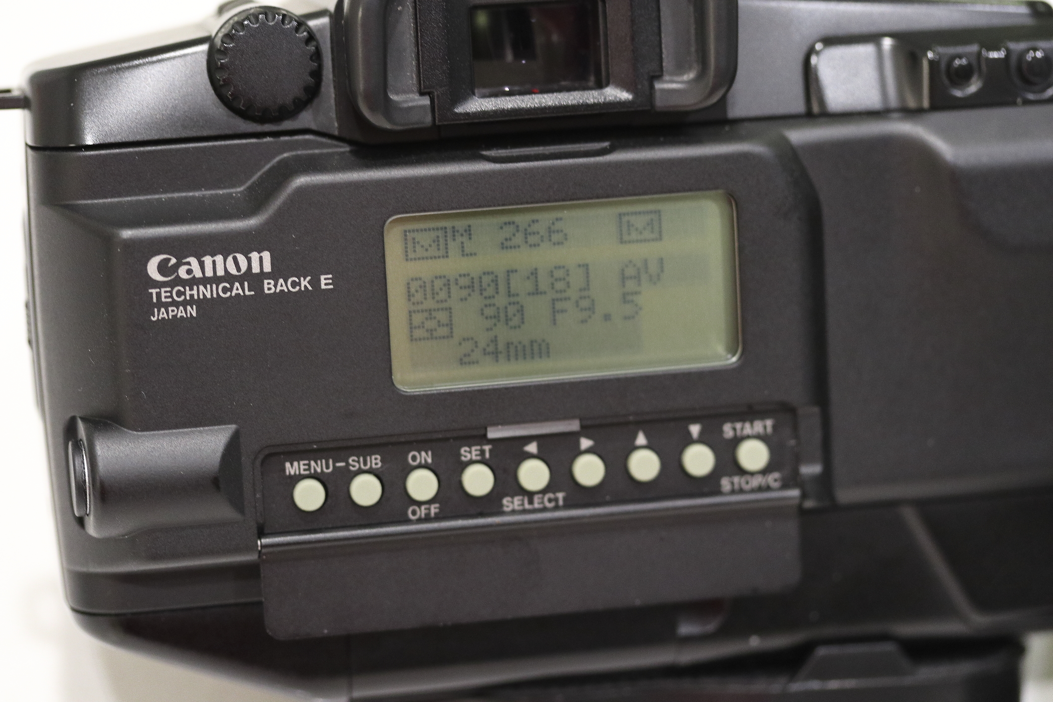 Gear: Canon Technical Back E – Vaughan Bromfield Photography
