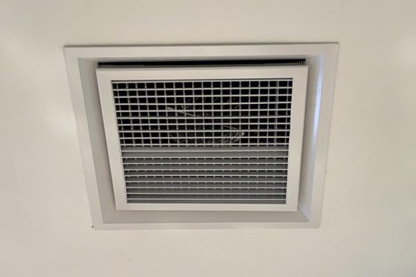 Double D Ceiling Diffuser