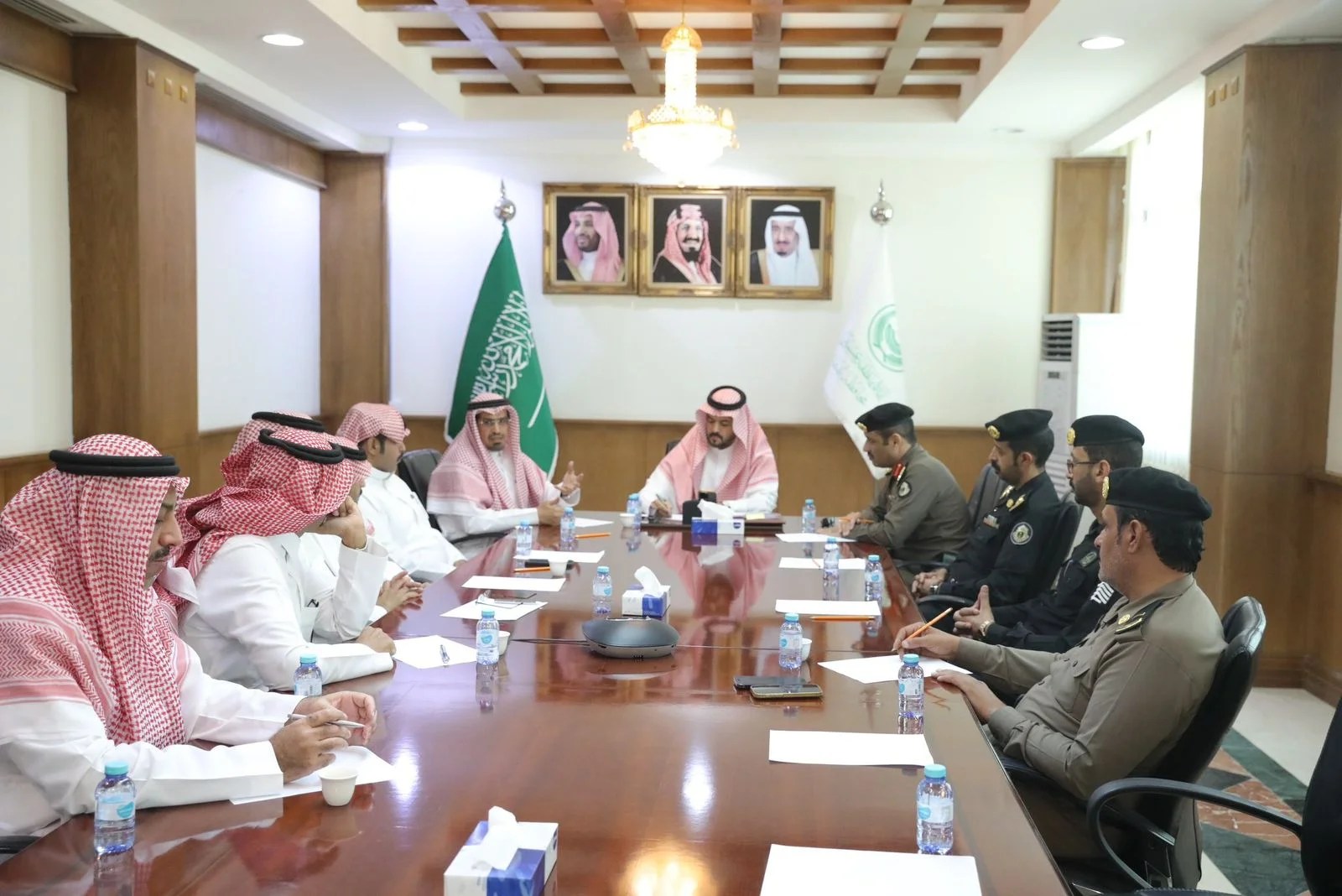 محليات السعودية: رئيس غرفة بيشة يشارك في اجتماع تطوير خطة تسويق صفري المحافظة