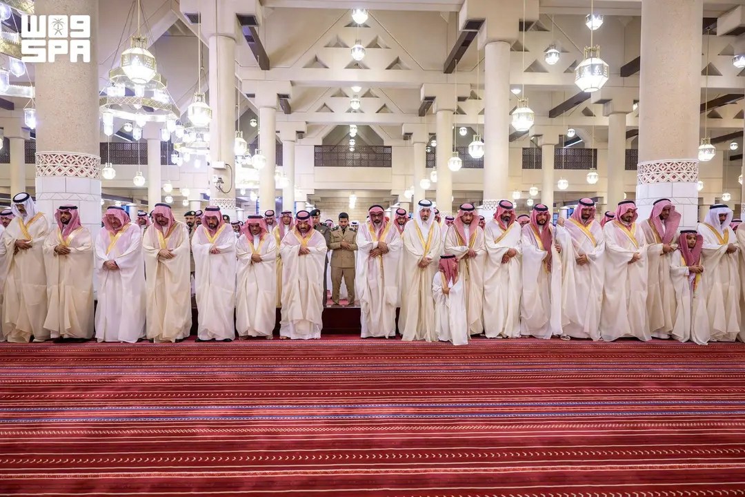 محليات السعودية: أمير منطقة الرياض ونائبه يؤديان صلاة عيد الأضحى