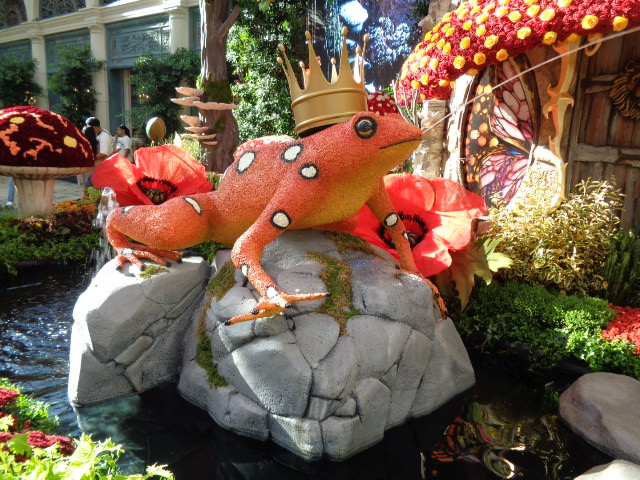 Bellagio Conservatory Fall Harvest 2025 Display – PHOTOS