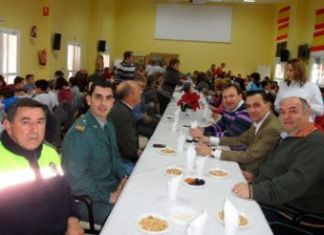 Fiesta navideña en el Centro de Día de Mayores de Lobón
