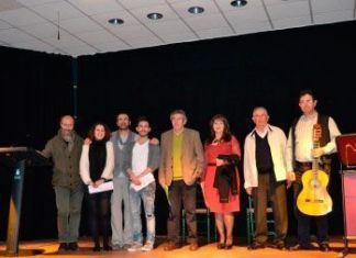 Homenaje a las letras De izquierda a derecha: Teodoro Gracia Jiménez, Irene Figueredo Cerro, José Luis Vega Broncano, Pedro Manuel Fernández Carmona, Juan Manuel Del Pozo Jiménez, Francisca Quintana Vega, Bartolomé Cerro Castillo y Juan Miguel Crespo.