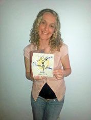 La escritora montijana Vanessa Cordero Duque recibe en Calamonte su primer premio en Novela Corta