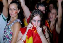 VÍDEO: Así celebró Montijo la victoria de La Roja en la final del Mundial de fútbol… hace 16 años