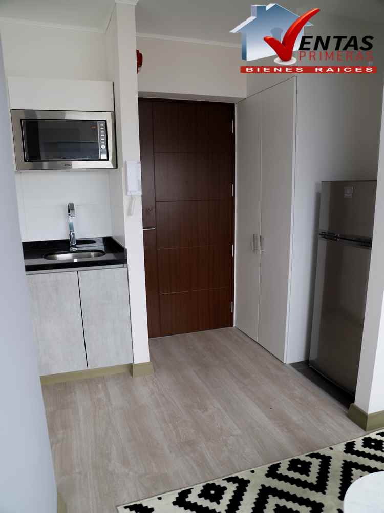 Departamento amoblado en estreno Barranco límite Miraflores