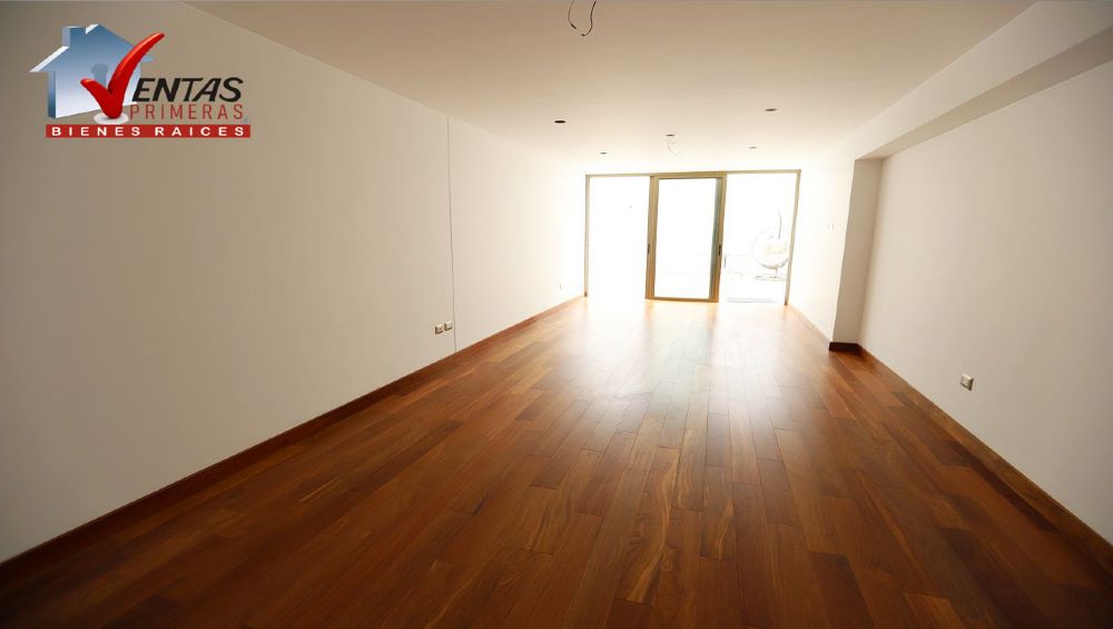 Estreno exclusivo depa con balcón en San Isidro