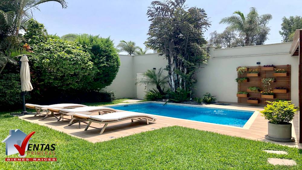 Venta de Casa en Condominio e Independiente moderna