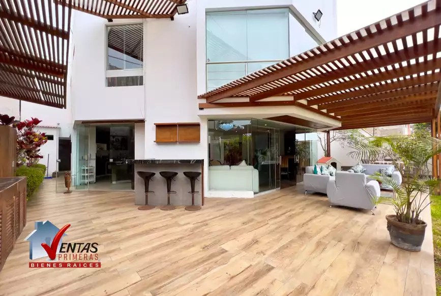 Casa exclusiva con Vistas al Golf en Chorrillos