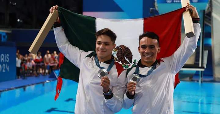 ¡Más medallas para México! Osmar Olvera y Juan Celaya obtienen plata en clavados 1 ¡Más medallas para México! Osmar Olvera y Juan Celaya obtienen plata en clavados