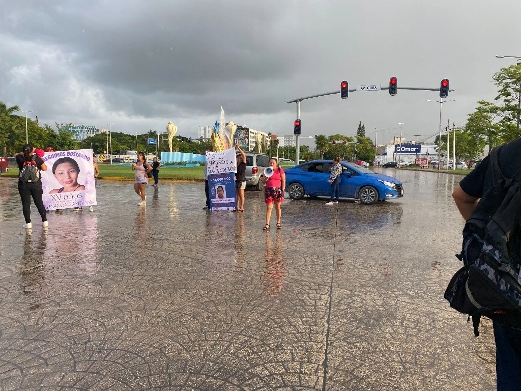 Marchan en Cancún por menor desaparecida hace 2 años 