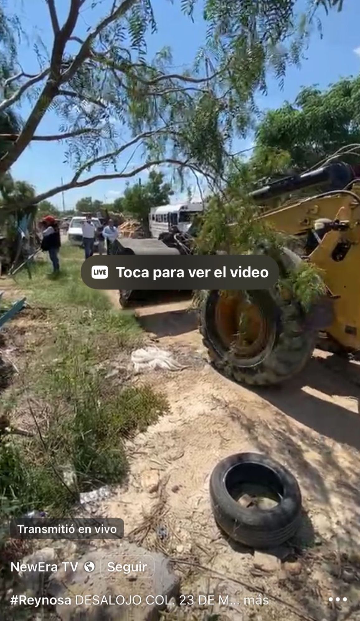 Roban celular a reportero en pleno transmisión en vivo 4 Roban celular a reportero en pleno transmisión en vivo