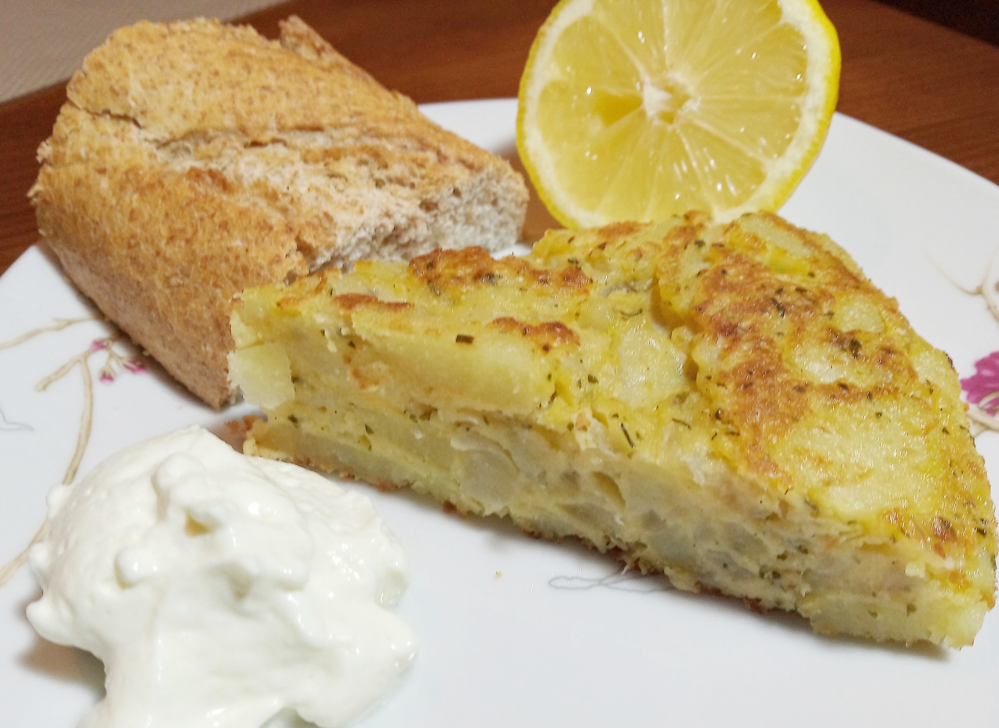 porción de tortilla de patatas vegana