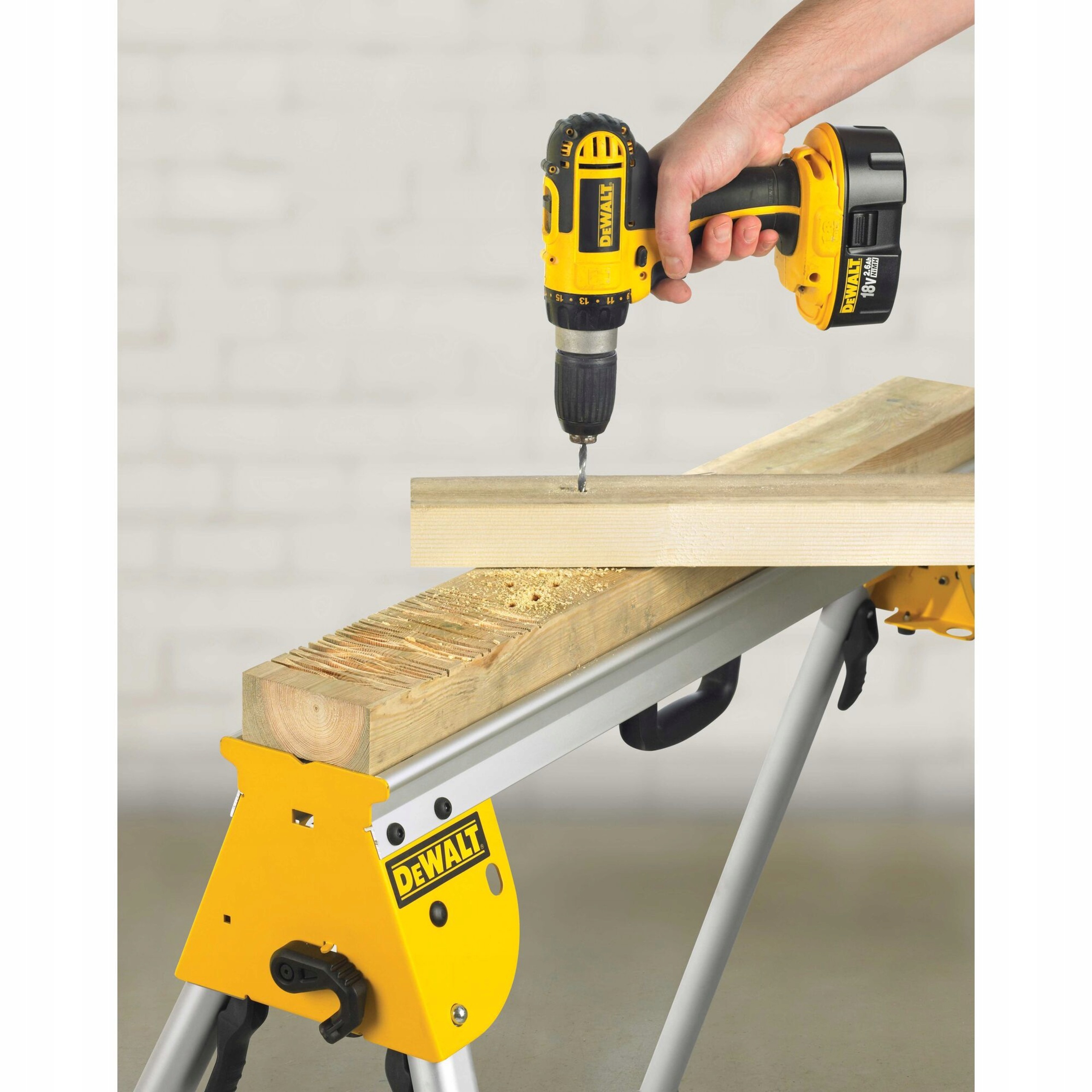 Kozioł Roboczy DeWALT DE7035 454kg Ukosnicy Stojak Podpora Stanowisko | DE7035-XJ | 5035048332740