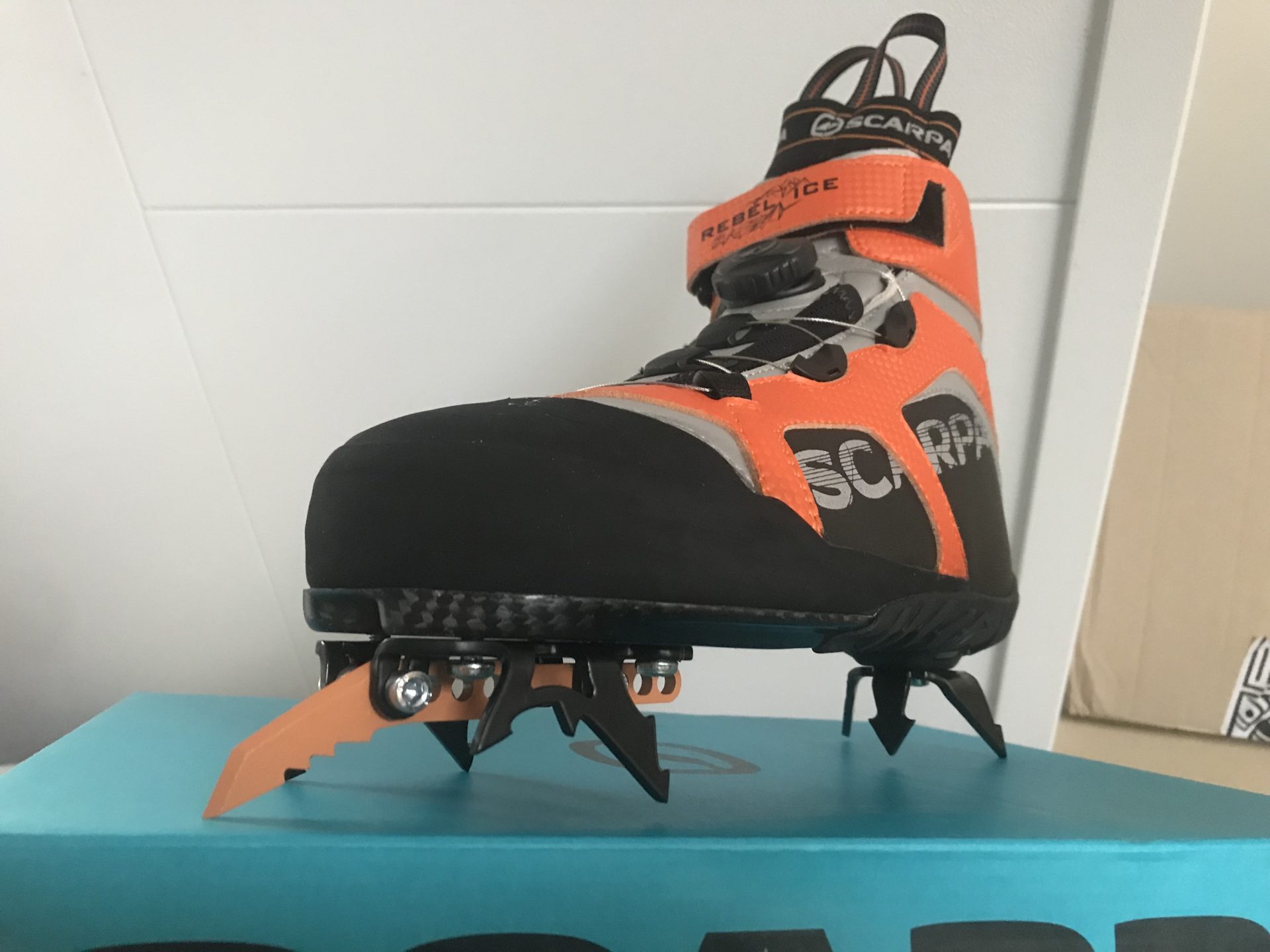 scarpa rebel ice
