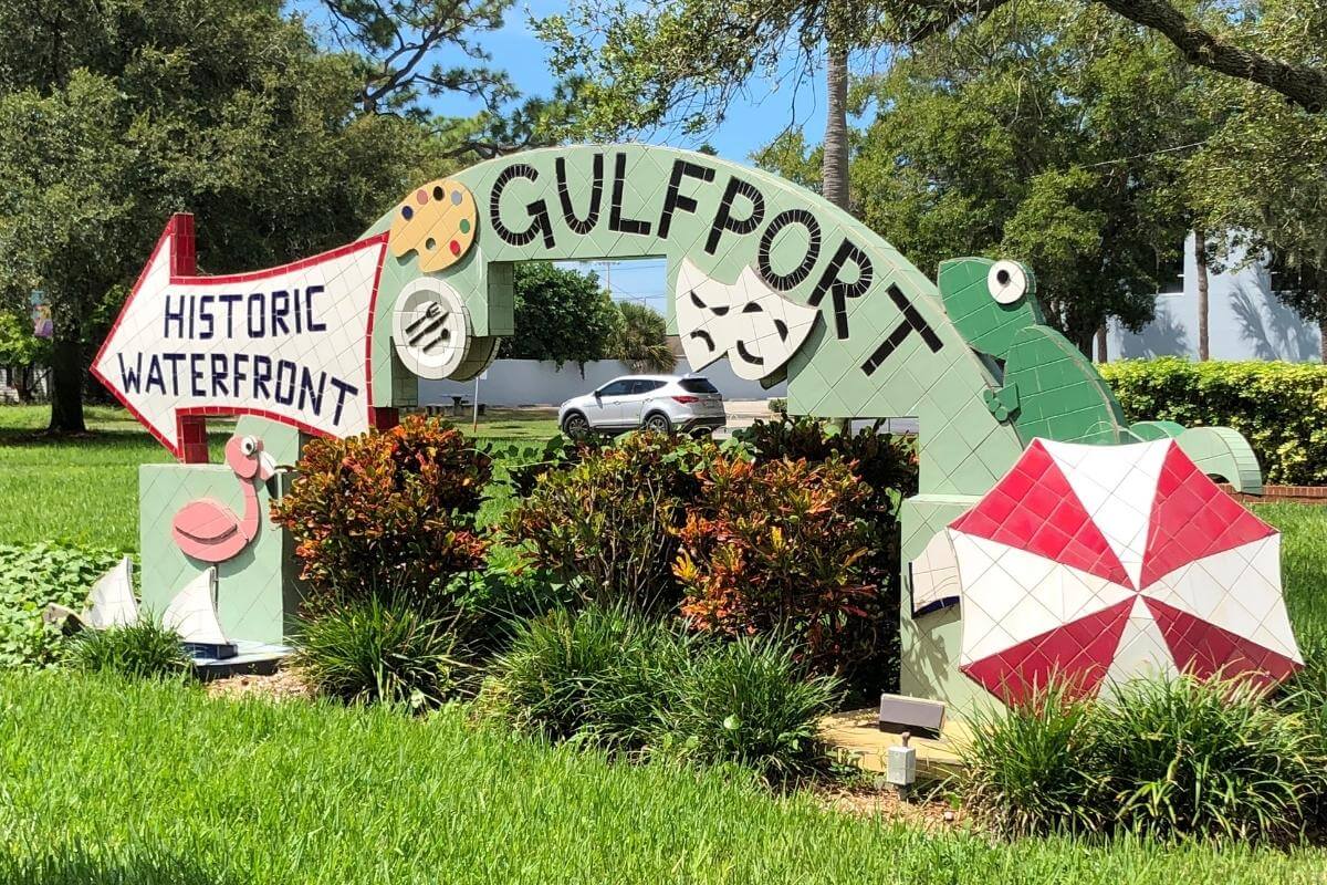 Best Things To Do In Gulfport Florida Hidden Gem Travel Guide Very Fl.