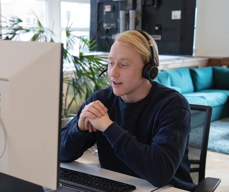 Contact Us Vesper Infrastructure Partners - Best Gradient Illustrations in Desktop