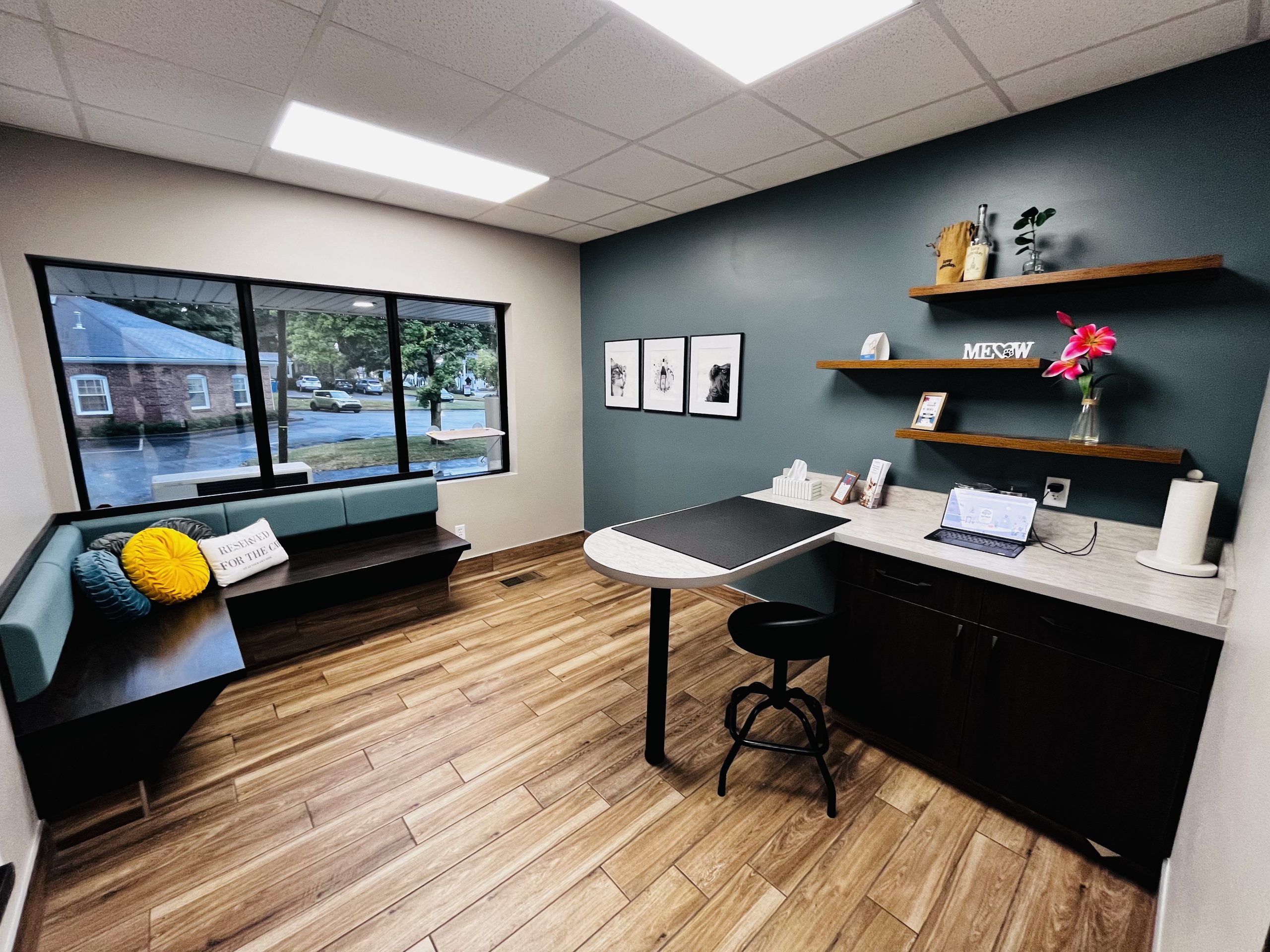 vsp urgent care waiting room