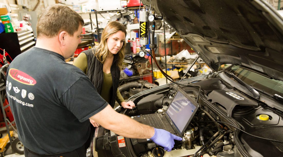 Audi-mechanic-repair-chicago