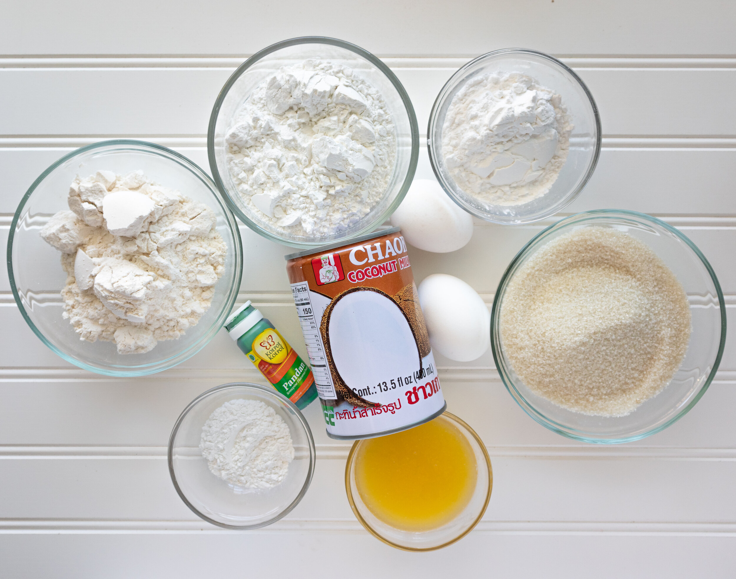 How to Make Vietnamese Coconut Pandan Waffles (Bánh Kẹp Lá Dứa)