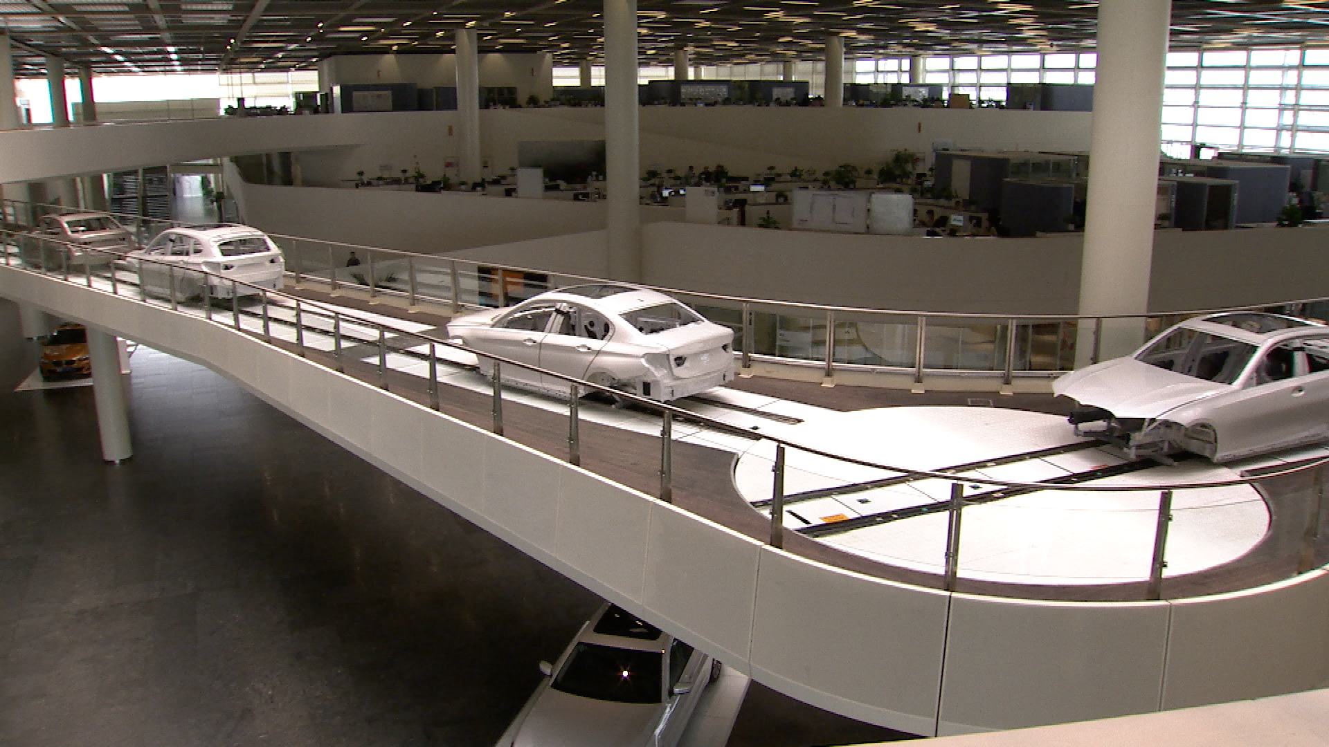 Bmw helps chinese car manufacturing suppliers become world-class