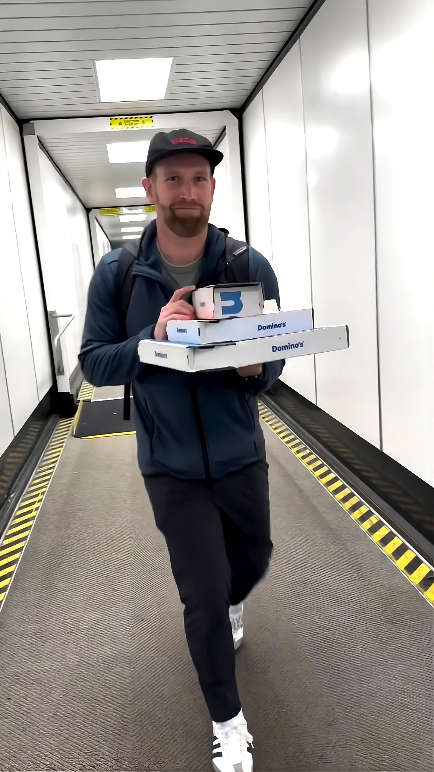 Family Orders Domino’s to the Airport: Genius Hack or Rude Move? 🍕✈️ (2026)