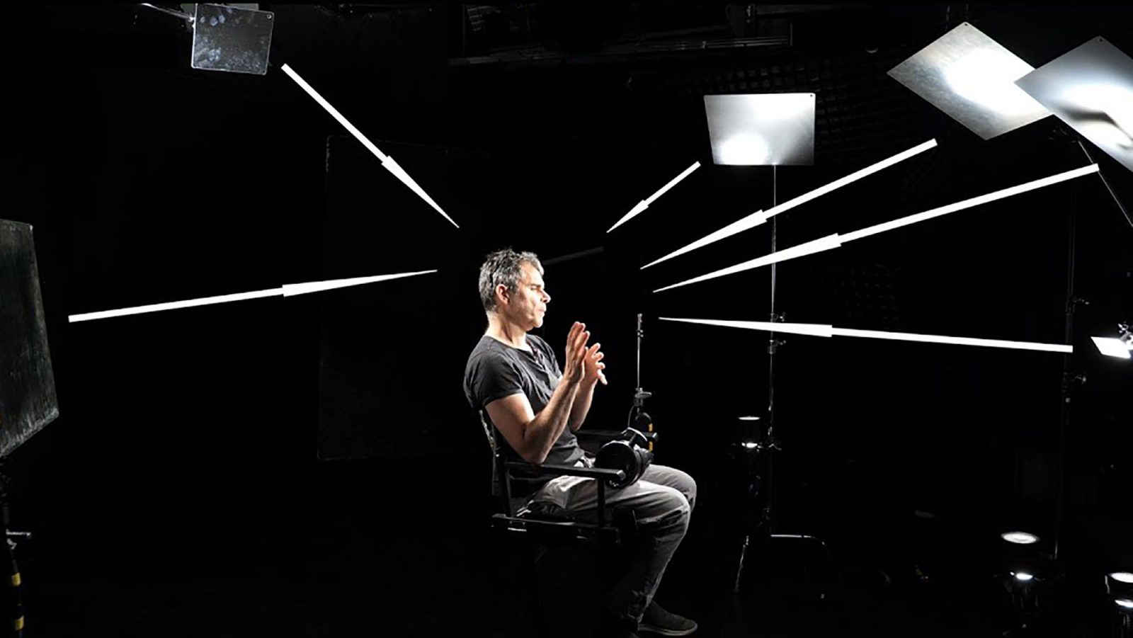 DLH4 & dedolight Lightstream (image source: DedoWeigertFilm)