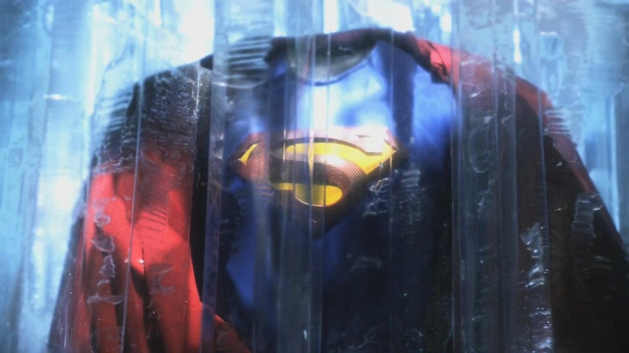 Superman And Lois Episode 7 . Superman suit | Smallville Wiki | Fandom powered by Wikia