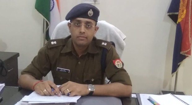Uttar Pradesh :उत्तर प्रदेश में चार जिलों के एसपी सहित सात आईपीएस अफसरों का तबादला, बोत्रे रोहन प्रमोद कासगंज के एसपी